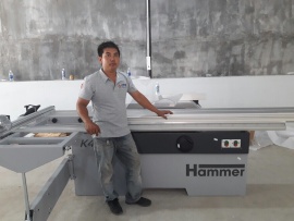 Khách hàng tại Quận Thủ Đức, HCM sử dụng máy cưa Hammer K4 Perform